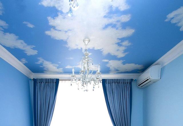 натяжные потолки «Небо с облаками»